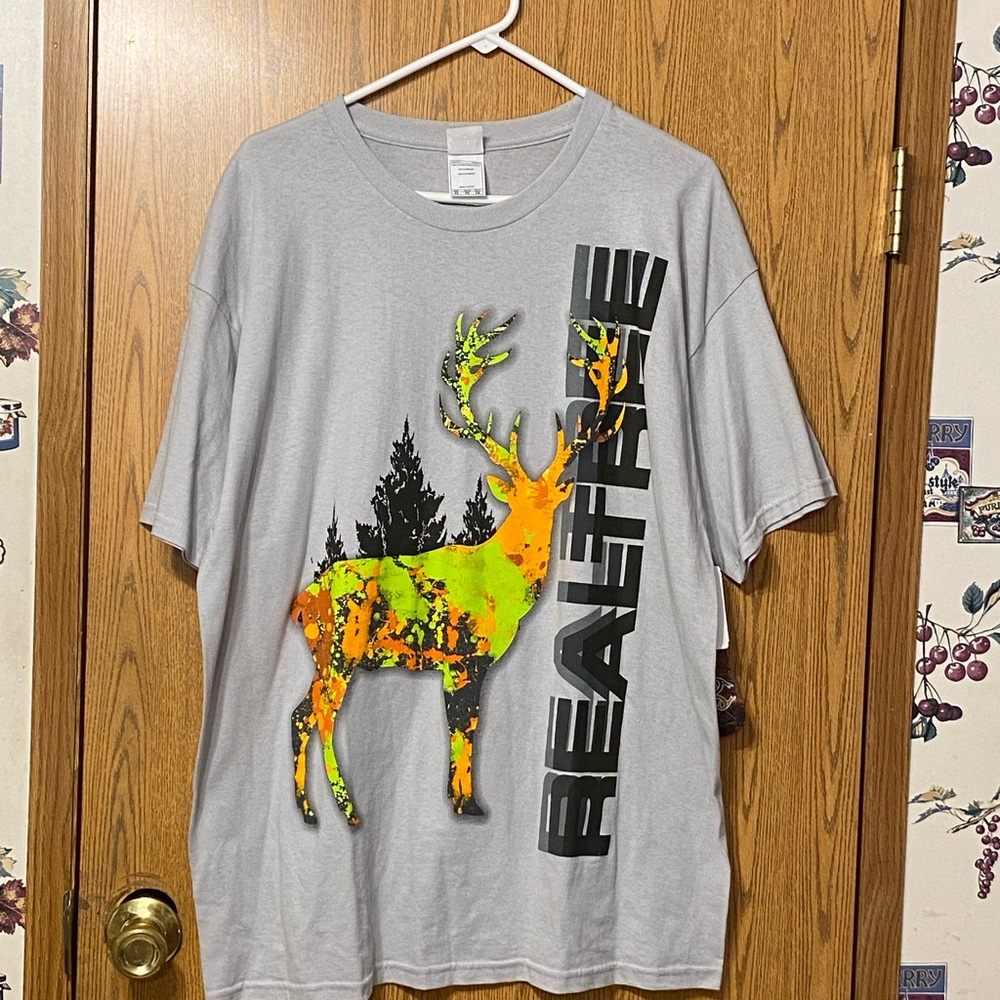 RealTree deer splatter t shirt